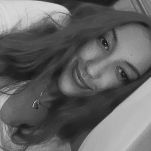 Meet your Posher, Devin